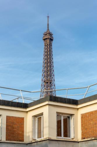 The Carla Suite Eiffel Tower View — Paris — photo 4