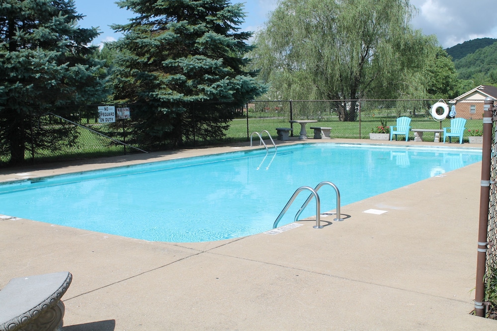 Americourt Hotel - photo 35