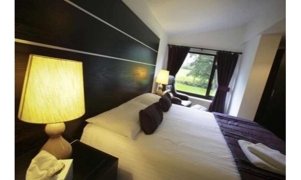 Ewenny Farm Guesthouse — Bridgend — photo 4