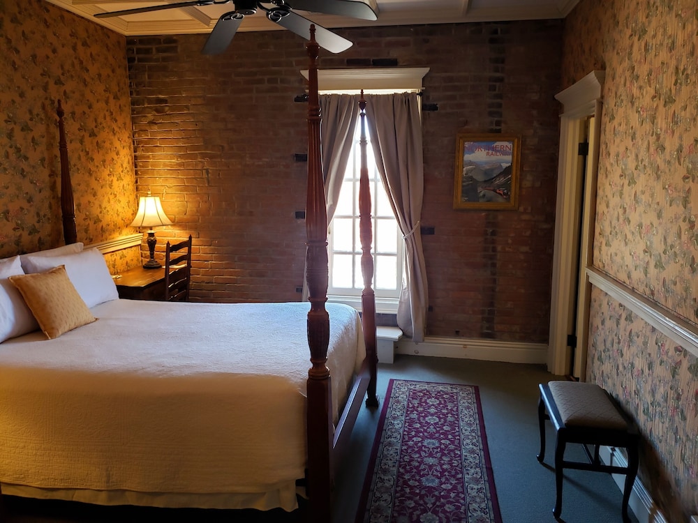 Iron Horse Hotel - photo 32