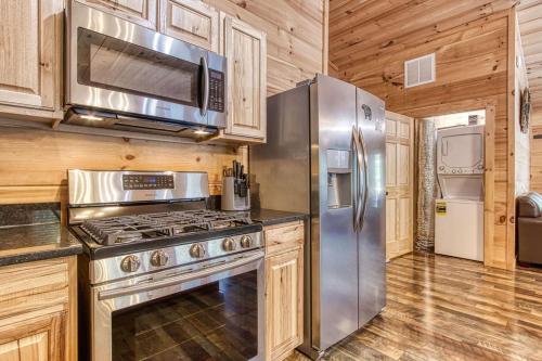 Ooglie Bear Hot Tub WIFI Free Attraction Tickets - photo 7