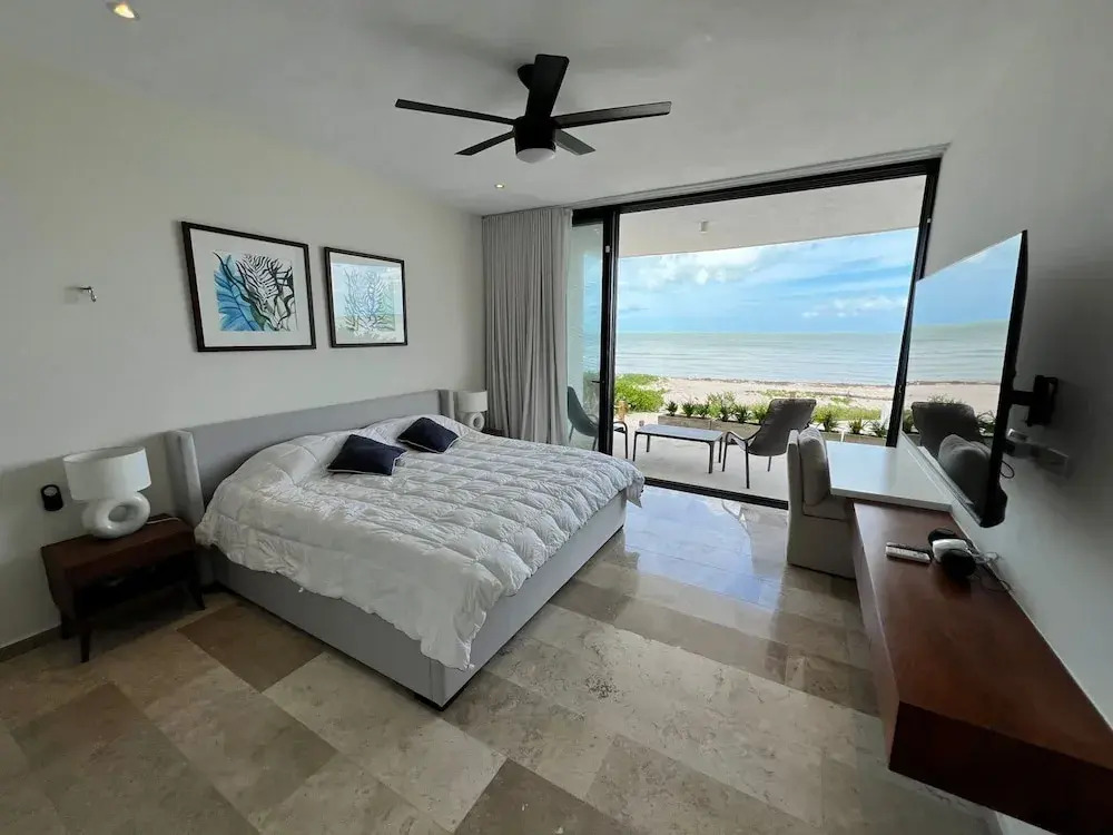 SIELA Oceanfront Luxury 4 BR Villa — 4-Star Luxury Hotel in Telchac Puerto, Mexico