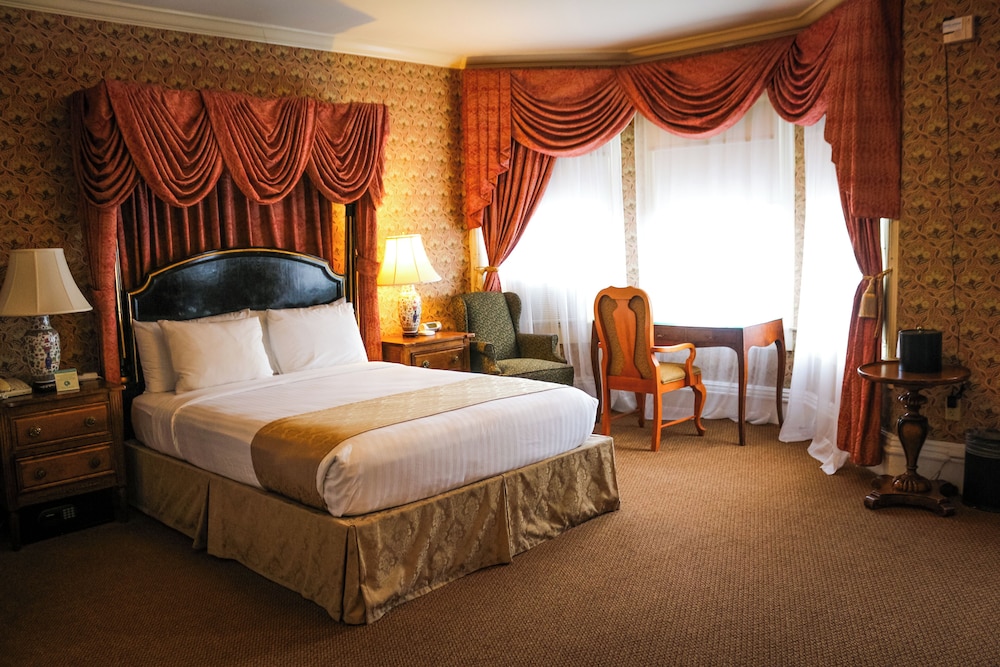 Hotel Majestic - photo 13