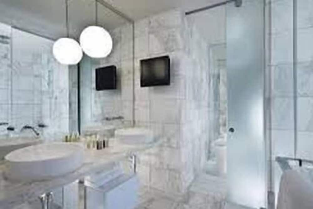 Luxury Suites at the Palms - photo 38