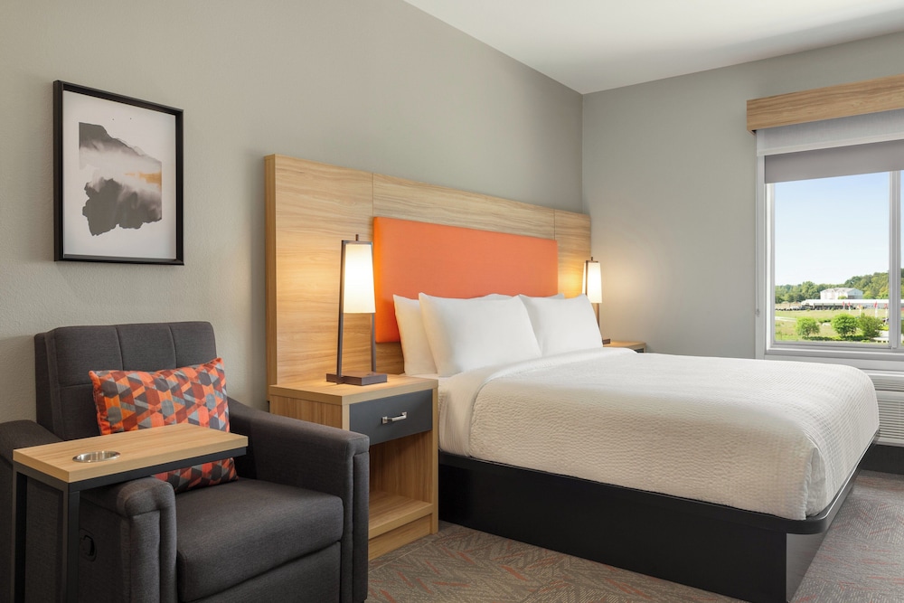 Candlewood Suites Bessemer Birmingham SW by IHG - photo 13