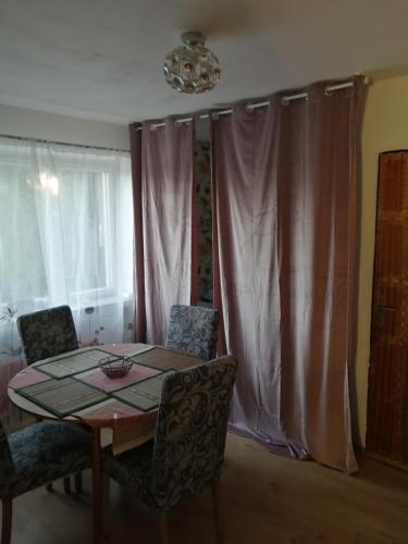 Lesný domček — Unknown City — photo 2