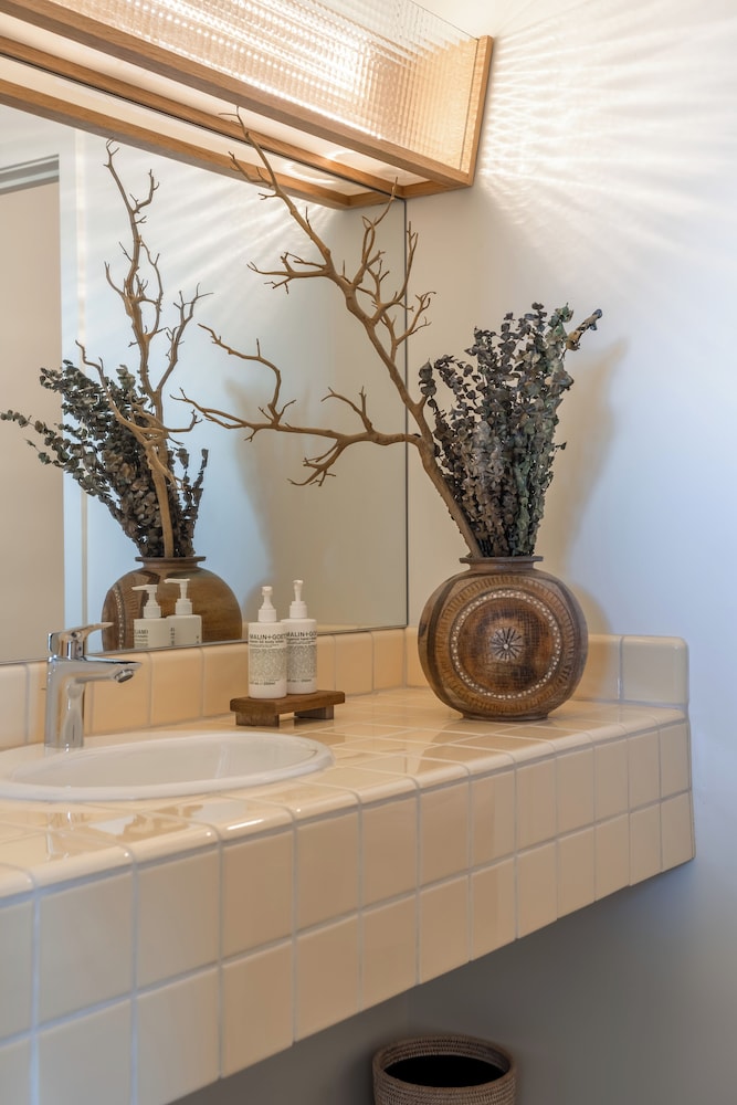 The Bungalows by Homestead Modern at The Joshua Tree Retreat Center - photo 67