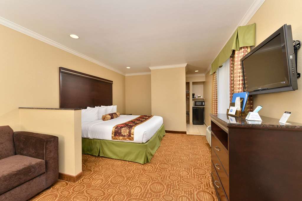Rodeway Inn San Diego Near SDSU - photo 11
