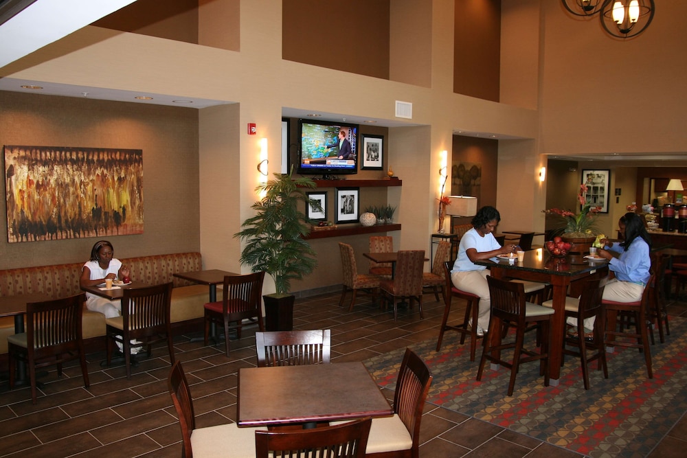 Hampton Inn & Suites West Point - photo 16