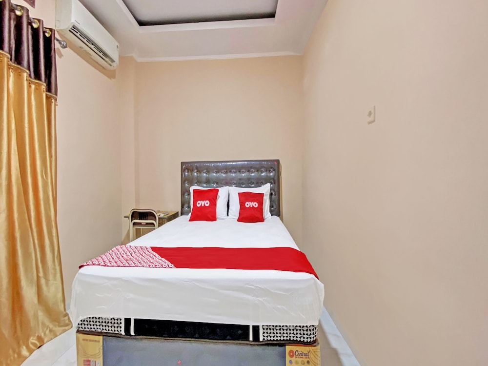 Hotel O Kos 21 in Kupang, Indonesia