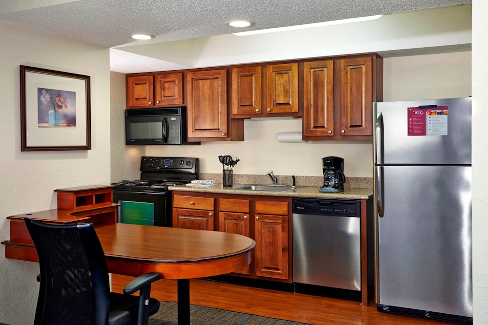 Residence Inn by Marriott Minneapolis Eden Prairie - photo 8