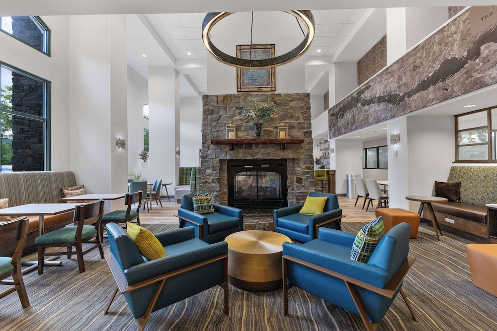 Hampton Inn & Suites Lake George - photo 6