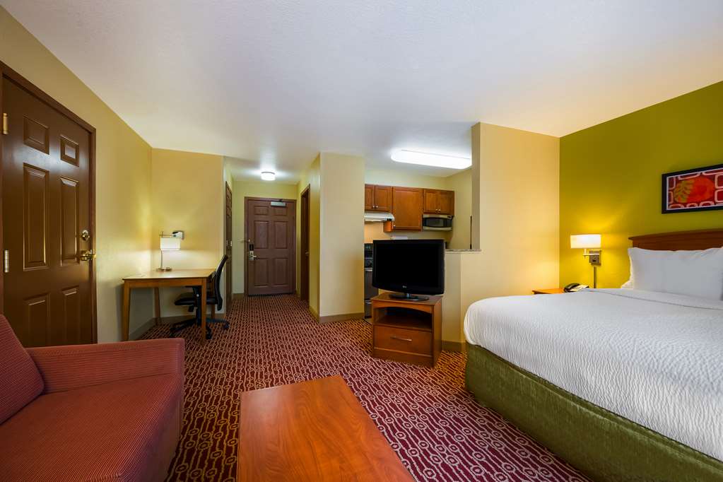 Sonesta Simply Suites Detroit Novi - photo 41