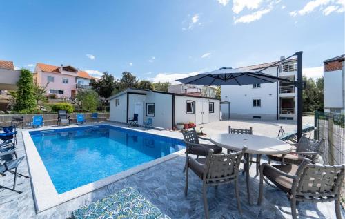 3 Bedroom Lovely Apartment In Sukosan — 4-Star Luxury Hotel in Sukosan, Croatia