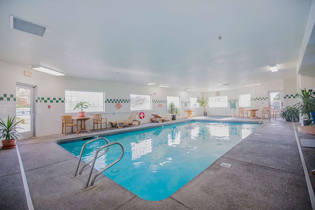 Red Lion Inn & Suites McMinnville - photo 16