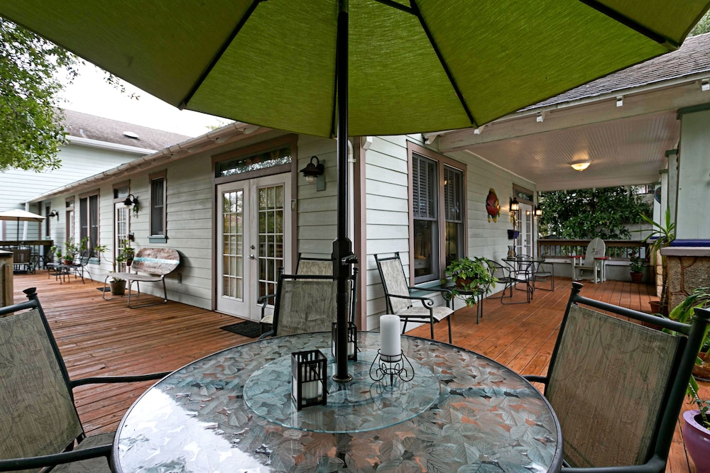 Anchor Inn NSB Bed & Breakfast - photo 43