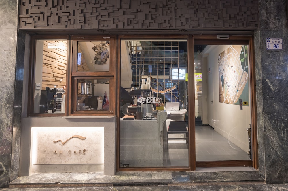 門廷若室旅店鐵花館tiin Tinn Inn — hotel in Taitung