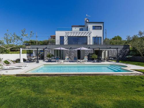 Holiday Home Villa Sonja by Interhome — 4-Star Luxury Hotel in Buje, Croatia