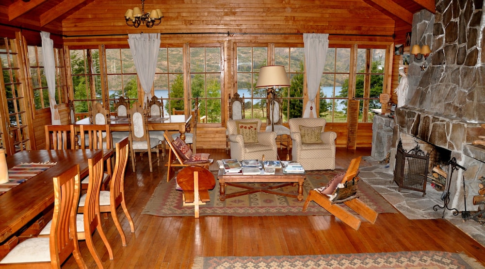 Mallin Colorado Ecolodge — Chile Chico — photo 2