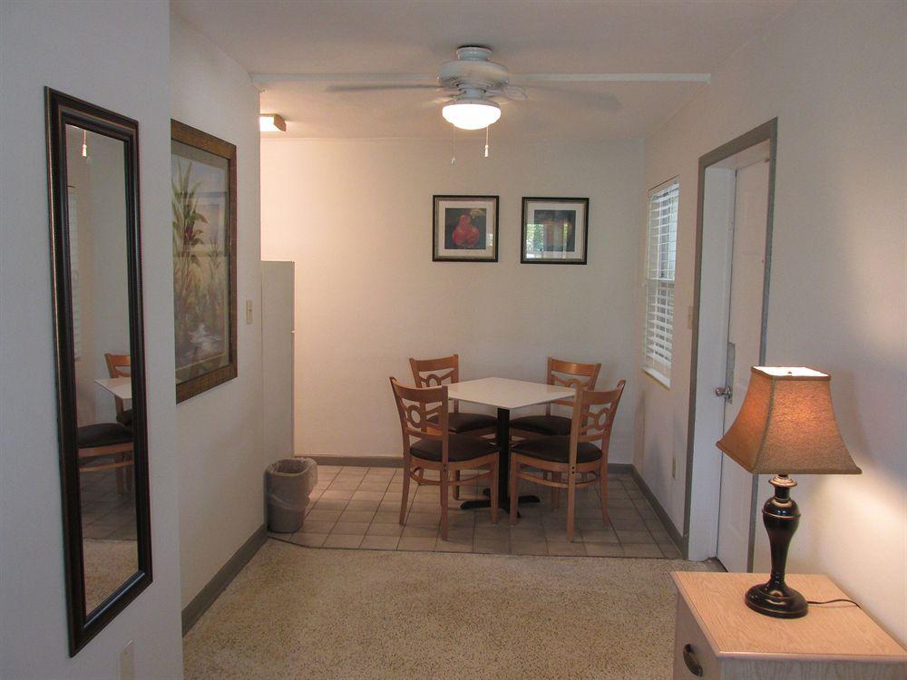 Sta n Pla Motel & Marina Resort - photo 4