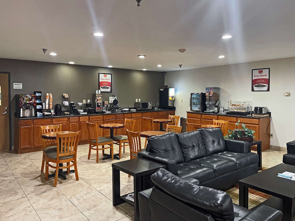 Econo Lodge Chillicothe - photo 17