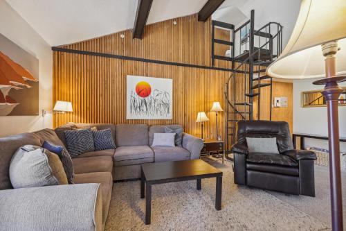 Skiwatch 438 - last minute hotel in Breckenridge