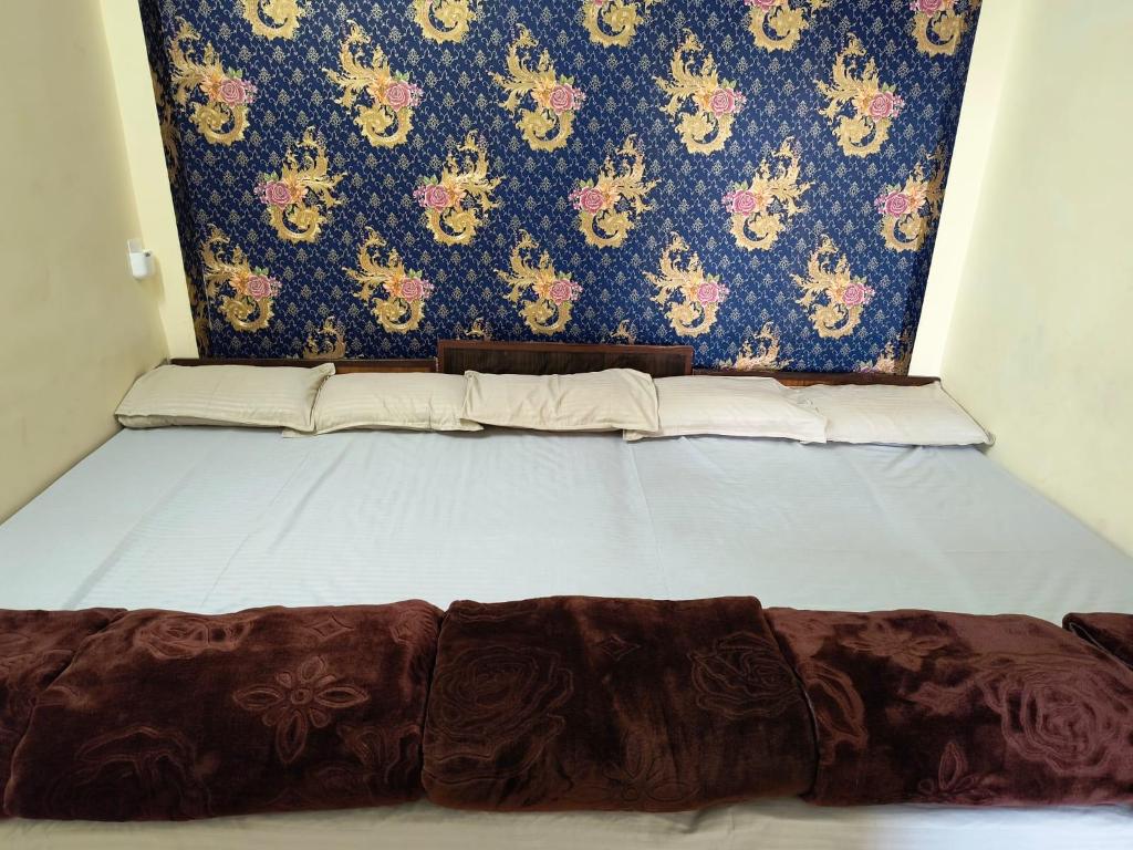 Shree Shivaay Guest House — 5-Star Luxury Hotel in Ujjain, India