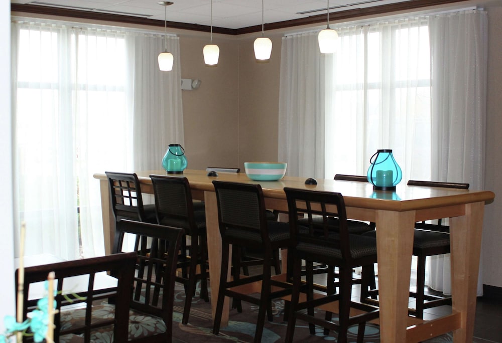 Hampton Inn Gallipolis - photo 3