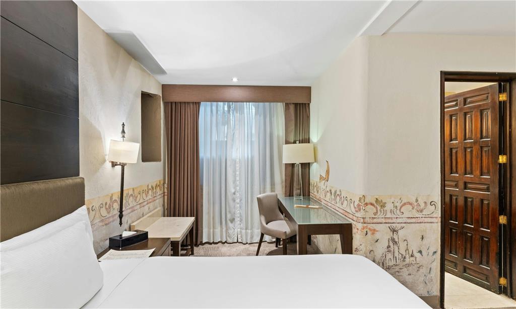Grand Class Twin Bed