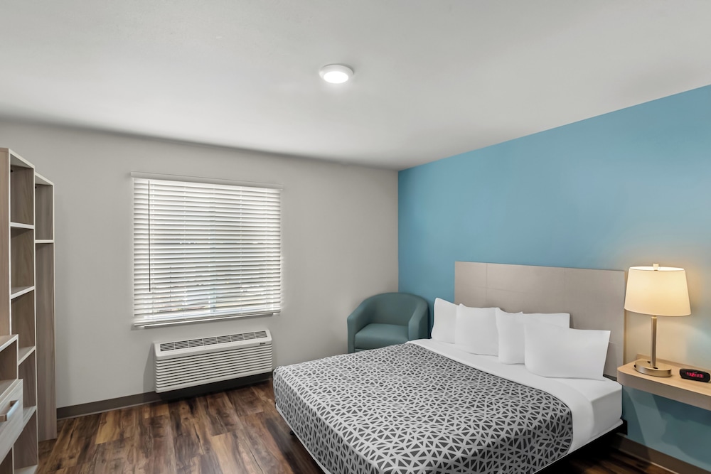 Woodspring Suites Newington Hartford South - photo 6