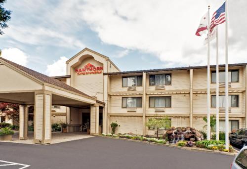 Hawthorn Suites by Wyndham Sacramento - photo 47