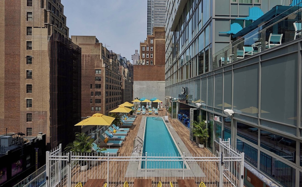 Margaritaville Resort Times Square - photo 38