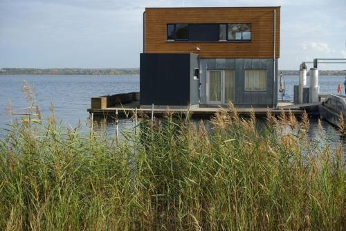Hausboot Möwe 1 LP1