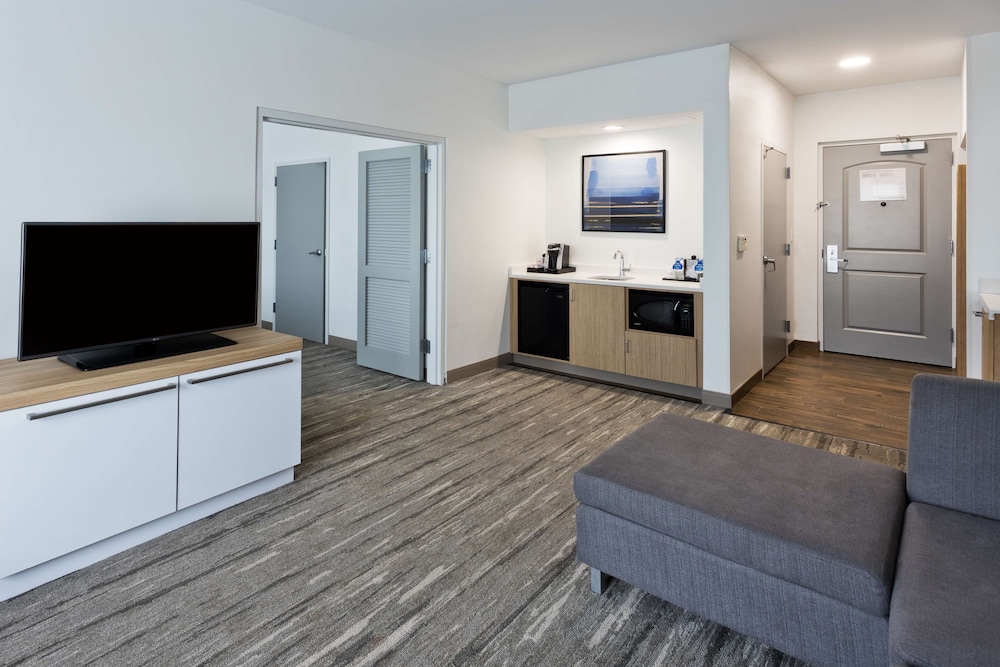 Hilton Garden Inn Birmingham SE Liberty Park - photo 18