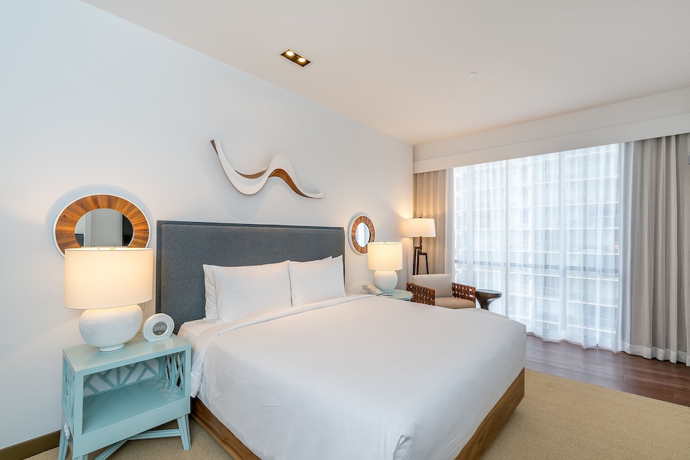 Hyatt Centric Waikiki Beach - photo 10