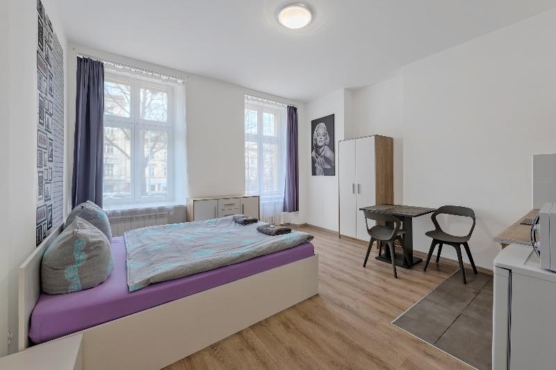 70s Guest room - last minute hotel in Krakow