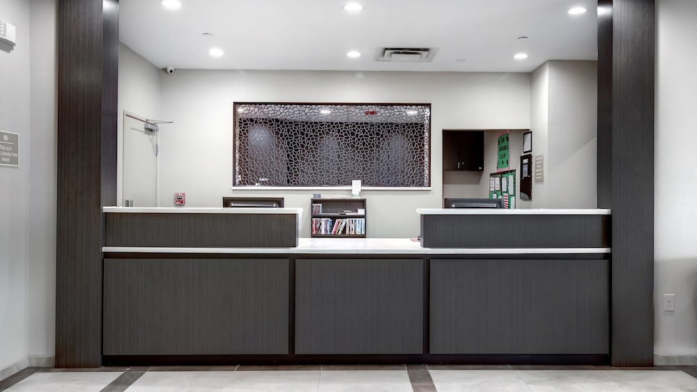 Candlewood Suites Waco by IHG - photo 7