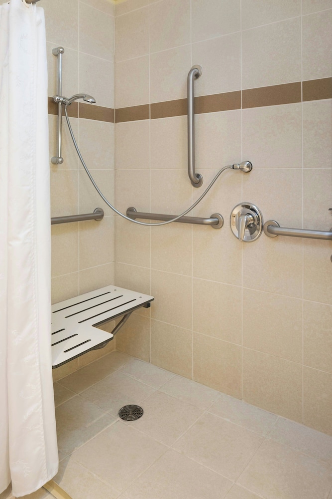 Sheraton Bloomington Hotel - photo 20