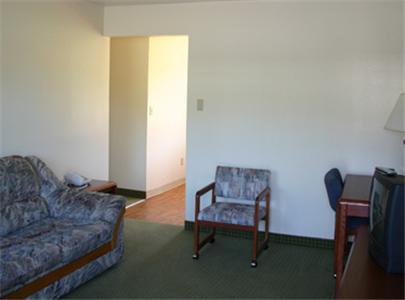 Northwoods Inn - photo 5