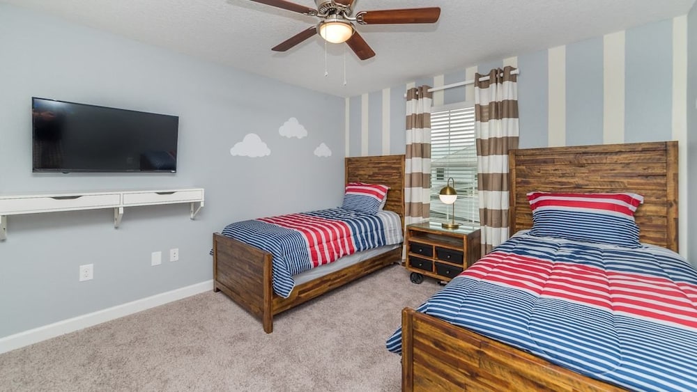 Grhdog9029 Champions Gate Resort 4 Bed 3 Baths Townhouse - photo 10