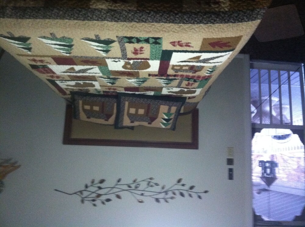 The Landmark Inn - photo 4