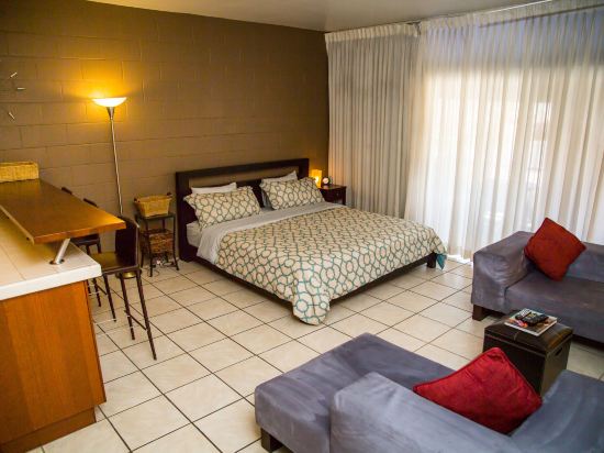 International Hotel and Suites - photo 17