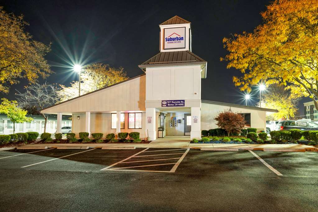 Suburban Studios Mentor Cleveland Northeast - photo 4