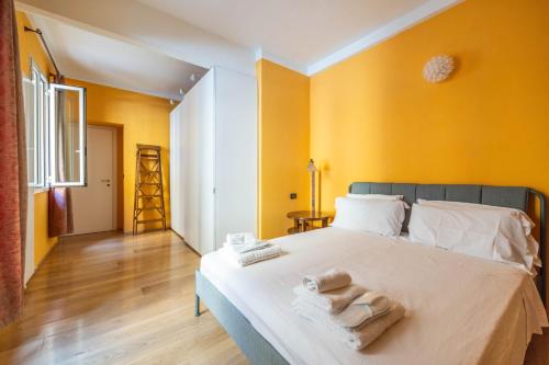 Dimora nel Cuore di Bologna a 2 min da Piazza Maggiore — 4-Star Luxury Hotel in Bologna, Italy