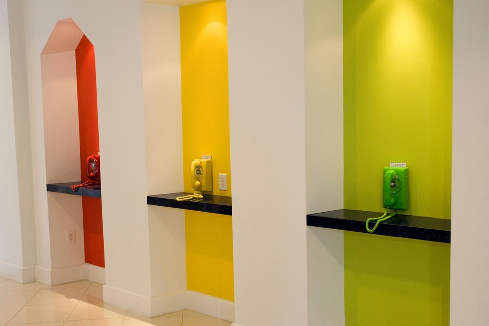 El Tropicano Riverwalk Hotel - photo 29