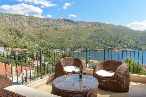 Villa Sana Via