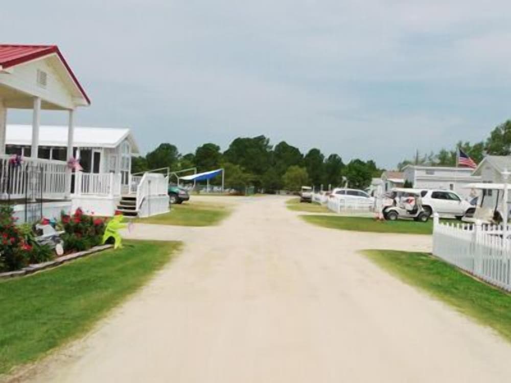 Twin Lakes RV & Camping Resort - photo 24
