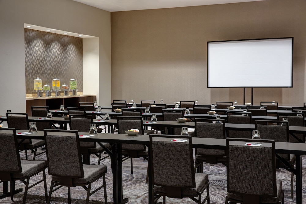 Houston Cityplace Marriott at Springwoods Village - photo 65