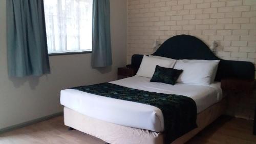 Macquarie Valley Motor Inn — Warren — photo 2