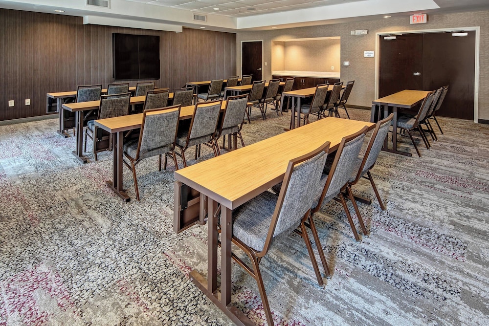 Courtyard by Marriott Troy - photo 25